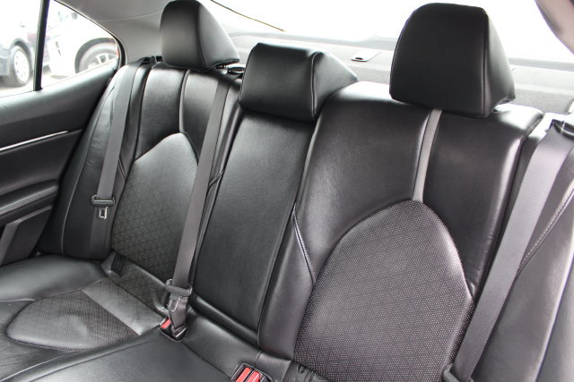 Used 2019 Toyota Camry XSE FWD image 32