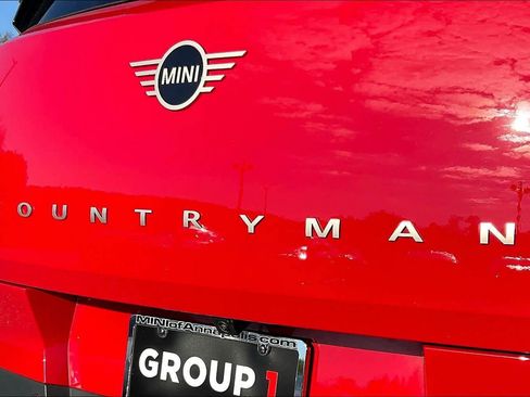 Certified 2025 MINI Cooper Countryman S w/ Comfort Package Max image 32
