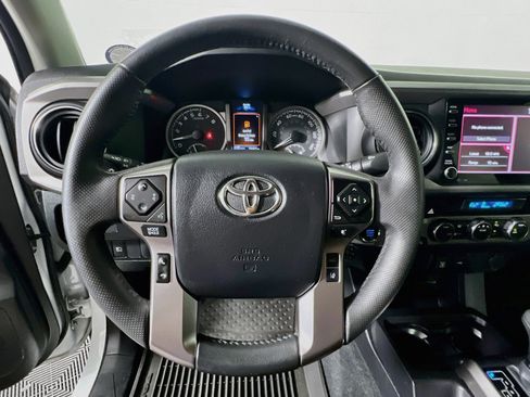 Used 2023 Toyota Tacoma SR5 w/ Technology Package RWD image 17