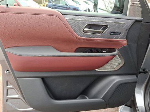 New 2026 INFINITI QX80 Autograph image 9