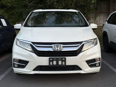Used 2019 Honda Odyssey Elite image 2