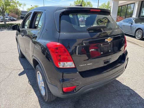 Used 2017 Chevrolet Trax LS image 7