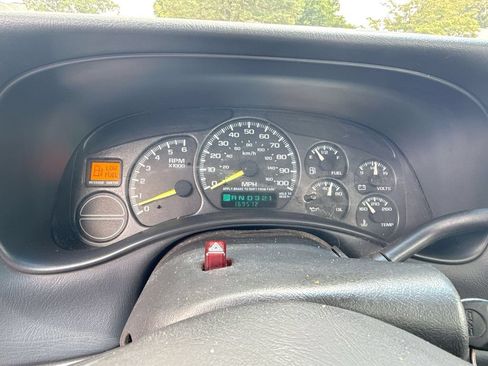Used 2002 GMC Sierra 1500 2WD Regular Cab image 15