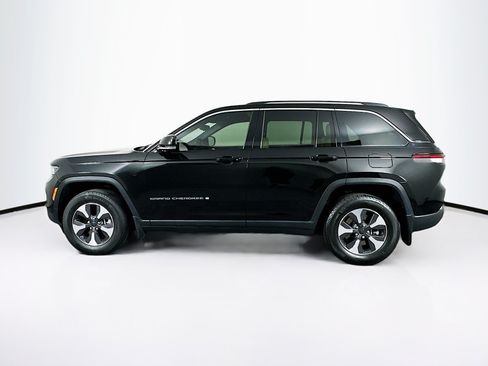 Used 2022 Jeep Grand Cherokee Limited 4xe w/ MOPAR Finishing Package AWD/4WD image 4