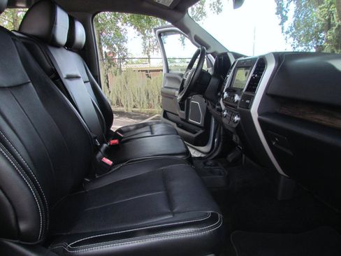 Used 2018 Ford F150 Lariat RWD image 25
