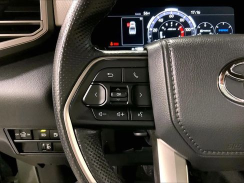 Used 2025 Toyota Tundra Limited AWD/4WD image 24
