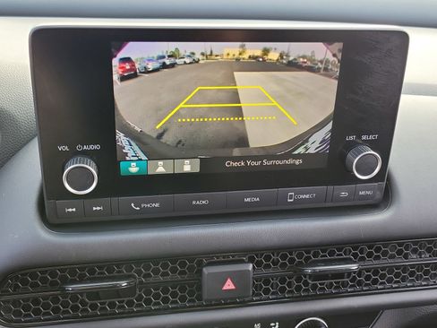 Used 2025 Honda HR-V LX image 24