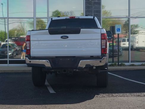 Used 2020 Ford F250 Lariat w/ Lariat Ultimate Package AWD/4WD image 3
