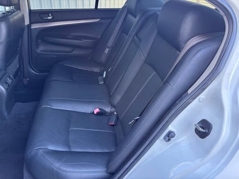 Used 2013 INFINITI G37 Journey w/ Premium Pkg image 28