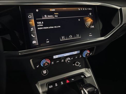 New 2025 Audi Q3 2.0T Premium image 25