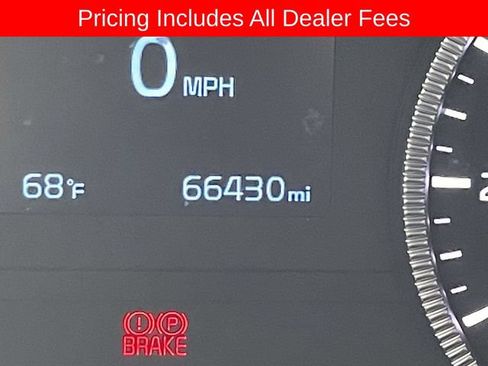 Used 2022 Kia Telluride S AWD/4WD image 28