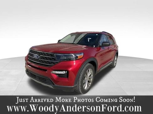 Used 2021 Ford Explorer XLT w/ Equipment Group 202A image 1