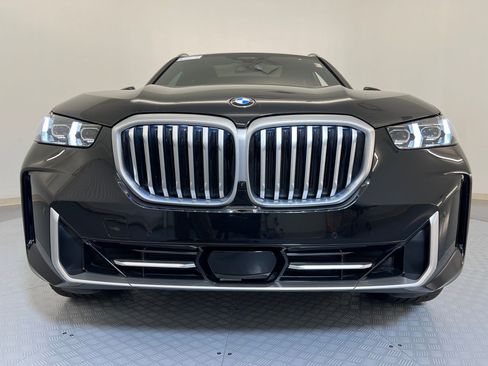 Used 2026 BMW X5 sDrive40i image 5