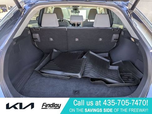 Used 2021 Toyota Venza LE AWD/4WD image 28