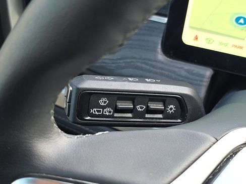 Used 2023 Rivian R1S Adventure image 36