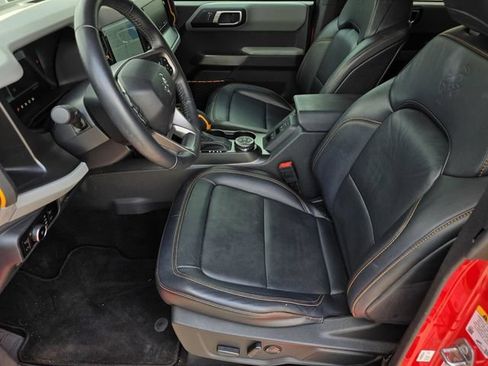Used 2023 Ford Bronco Badlands w/ Sasquatch Package AWD/4WD image 37