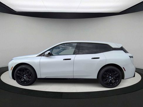 New 2026 BMW iX xDrive45 image 5