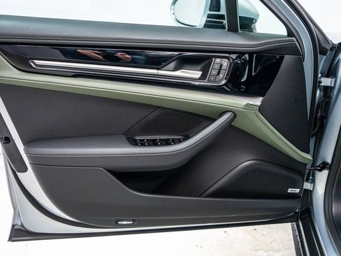 New 2026 Porsche Panamera 4 AWD/4WD image 33