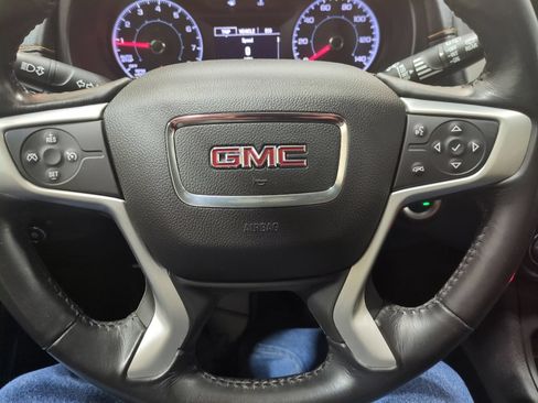 Used 2018 GMC Terrain SLE w/ Driver Convenience Package AWD/4WD image 19