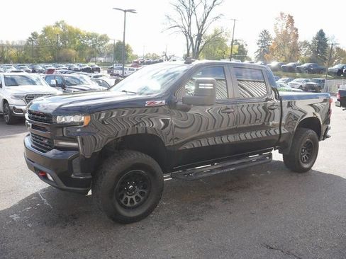 Used 2020 Chevrolet Silverado 1500 LT Trail Boss image 9