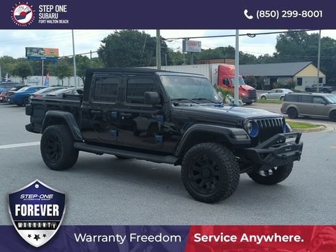 Used 2020 Jeep Gladiator Overland AWD/4WD image 9