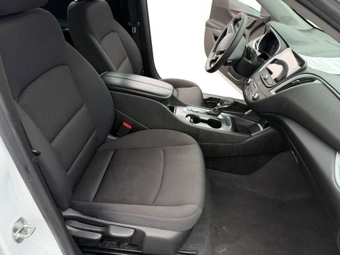 Used 2023 Chevrolet Malibu LT FWD image 17