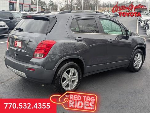 Used 2016 Chevrolet Trax LT w/ LT Sun and Sound Package image 4