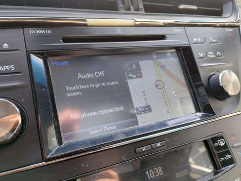 Used 2018 Toyota Avalon Limited w/ All Weather Liner Package image 32