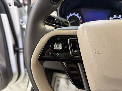 Used 2022 Lincoln Corsair FWD image 14