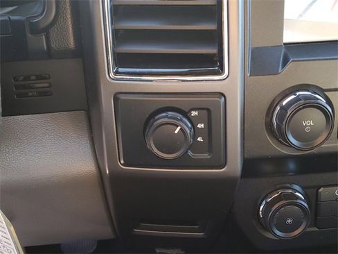 Used 2019 Ford F150 XLT image 19