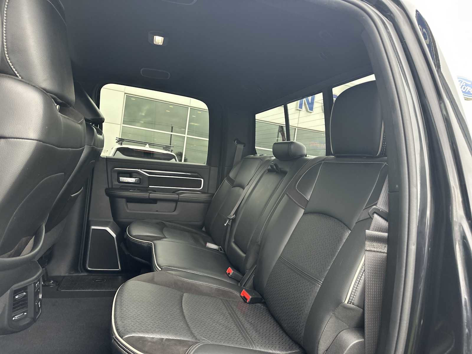 Used 2022 RAM 2500 Laramie AWD/4WD image 9