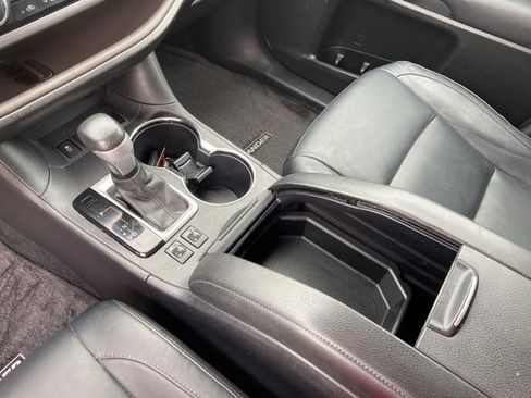 Used 2014 Toyota Highlander XLE image 23