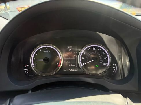 Used 2015 Lexus RC 350 w/ Luxury Package RWD image 45