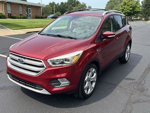 Used 2017 Ford Escape Titanium w/ Equipment Group 301A FWD image 3
