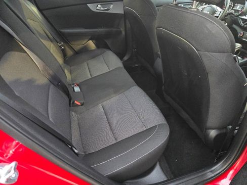 Used 2024 Kia Forte LXS image 9