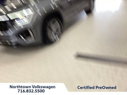 Used 2024 Volkswagen Atlas Cross Sport SEL R-Line