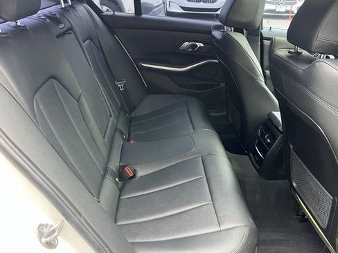 Used 2022 BMW 330i Sedan w/ Convenience Package image 22