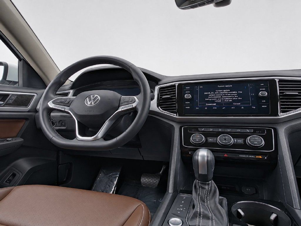 Used 2023 Volkswagen Atlas SE w/ Black Wheel Package AWD/4WD image 31