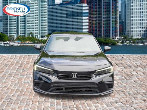 Used 2023 Honda Civic Sport image 2