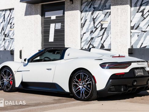 Used 2024 Maserati MC20 Cielo image 13