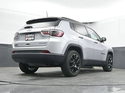 Used 2025 Jeep Compass Limited AWD/4WD image 43