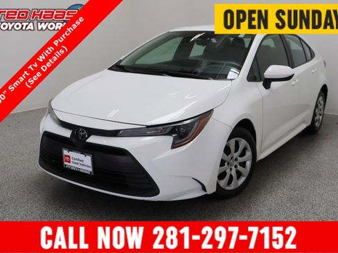 Used 2024 Toyota Corolla LE FWD image 1