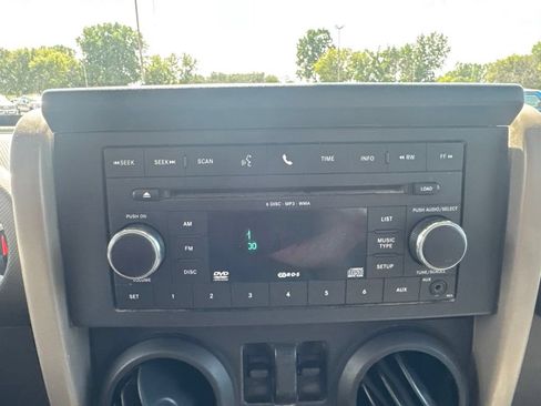 Used 2010 Jeep Wrangler Sport AWD/4WD image 15