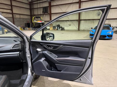 Used 2018 Subaru Crosstrek 2.0i Limited AWD/4WD image 21