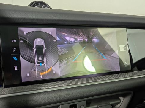 New 2026 Porsche Cayenne S image 31