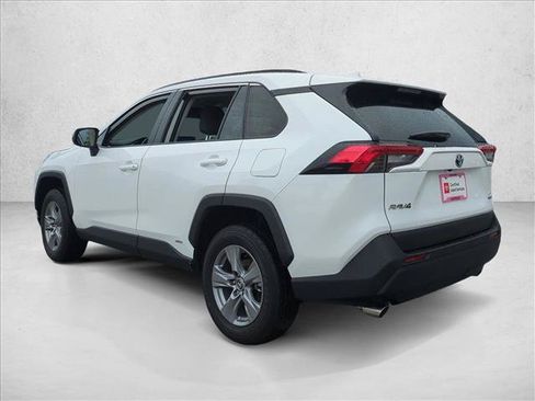 Certified 2024 Toyota RAV4 LE AWD/4WD image 9