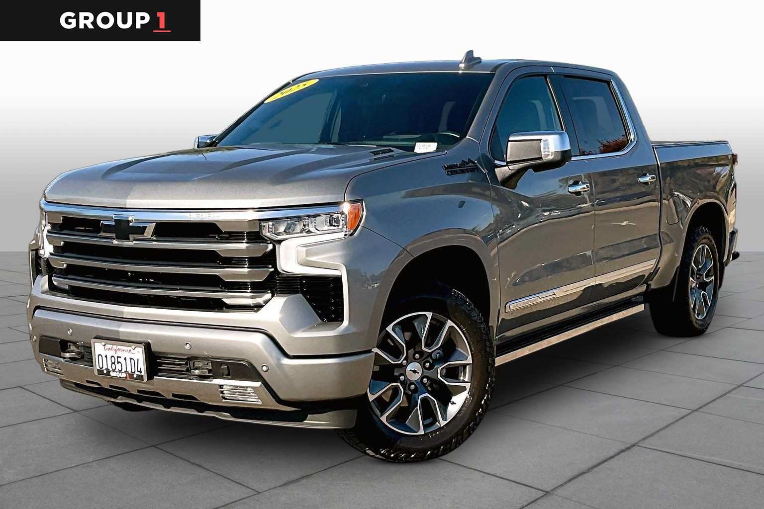 Used 2025 Chevrolet Silverado 1500 High Country AWD/4WD image 1