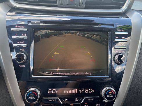 Used 2021 Nissan Murano S AWD/4WD image 28