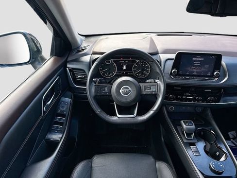 Used 2021 Nissan Rogue SL image 23