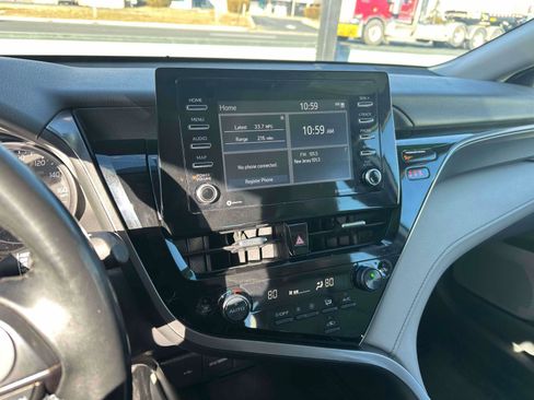 Used 2024 Toyota Camry SE image 27